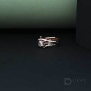 แหวนเพชรที่ผ่านการรับรองแล้วได้รับการรับรองจาก1.00ct ทำจากสเตนเลสสตีล14K เคลือบทองสำหรับปาร์ตี้งานแต่งงาน - Product Image 2