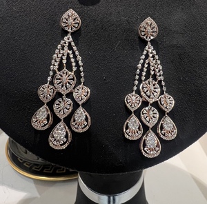 ชุดสร้อยคอเพชรธรรมชาติแท้14K ตัดอย่างยอดเยี่ยมสำหรับบุคคลที่สามได้รับการรับรองของผู้หญิงเครื่องประดับหรูหราสง่างาม - Product Image 3