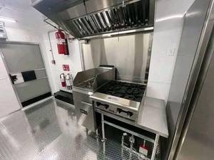 Remorque de camion de cuisine mobile en aluminium blanc, équipement de cuisson personnalisable pour la vente de glaces et de restauration rapide en rue, résistante à la rouille - Product Image 6
