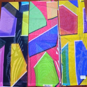 Tela de Algodón Premium Moderna con Estampado Digital, Tela Orgánica de Alta Calidad con Estampado Personalizable, Venta al por Mayor para Bodas - Product Image 1