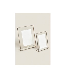 Magnifique cadre photo en métal artisanal, parfait pour présenter vos précieux souvenirs dans une décoration intérieure moderne et élégante. - Product Image 3