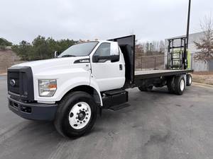 รถบรรทุกพื้นเรียบ F-650 ปี 2018 ขนาด 22 ฟุต – เกียร์อัตโนมัติที่เชื่อถือได้ ทนทาน เหมาะสำหรับการใช้งานเชิงพาณิชย์และอุตสาหกรรม - Product Image 4
