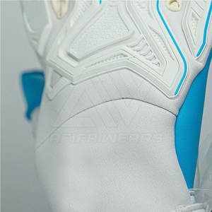 2024 Gants de gardien de but professionnels personnalisés Équipement de protection en cuir de haute qualité - Product Image 3