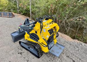 Livraison gratuite bon marché Mini Skid Steer moteur CE EURO5 EPA Skidsteer roue diesel sur chenilles Mini chargeuse sur chenilles pour tout terrain - Product Image 3