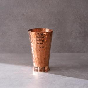 Verre à boire en cuivre de la meilleure qualité avec design martelé utilisé pour les hôtels et les restaurants et les bars. - Product Image 1