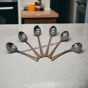 Cuchara de vajilla de cobre de acero de Venta caliente de calidad superior con juego de vajilla de cubiertos de diseño de martillo para el hogar restaurante Hotel - Product Image 2