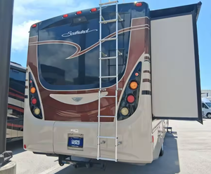 Autocaravana Usada F-l-e-e-t-w-o-o-d S-o-u-t-h-w-i-n-d 34A 2015, Ajustable, para Acampar, con Techo Elevable, Euro 6, para 4-6 Personas - Product Image 3