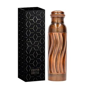 Botella de agua de cobre antiguo de diseño martillado disponible con tamaños personalizados a prueba de fugas accesorios para bebidas disponibles - Product Image 6