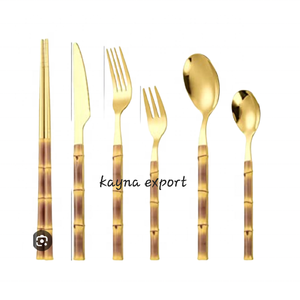 Ensemble de 6 cuillères à manger en métal plaqué or de haute qualité pour hôtel, restaurant et fête - Product Image 1