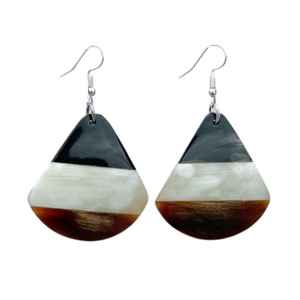 ต่างหูรูปเขาควายขัดเงาเป็นมิตรต่อสิ่งแวดล้อมดีไซน์สไตล์ใหม่ของผู้หญิงใช้ทุกวันฝีมือจากธรรมชาติจำนวนมากในการแข่งขัน - Product Image 4