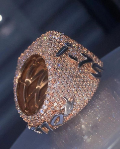 Anillo de Plata 925 con Diamantes Moissanite, Anillo de Lujo con Incrustaciones para Hombre, Estilo Hip Hop - Product Image 3