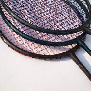 Raquette de badminton pour le jeu et le divertissement sportif - Product Image 1