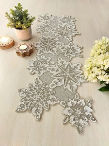 Venta al por mayor 13x36 pulgadas multicolor hecho a mano con cuentas Floral camino de mesa de lujo real de moda decoración del hogar con estilo de primavera - Product Image 2