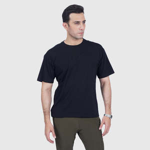Camiseta de Algodón 100% de Corte Holgado, Tejido Jersey Grueso, Color Negro Liso con Estampado Gráfico - Product Image 3