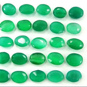 Perles de pierre d'onyx vert de forme ovale de 5x7 mm certifiées IGI pour un cadeau de mariage ou de vacances, bijoux, cadeau de Noël, bonne année - Product Image 1