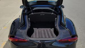 Toyota GR Supra 2021, moteur 6 cylindres en ligne turbo de 3,0 L, coupé haut de gamme, propulsion arrière, automatique. - Product Image 6