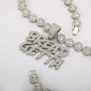 925 Sterling Silver & Gold Moissanite Iced Design Hip Hop Party Pendentif Charmes Personnalisable IGI Certifié Bijoux pour Hommes - Product Image 5