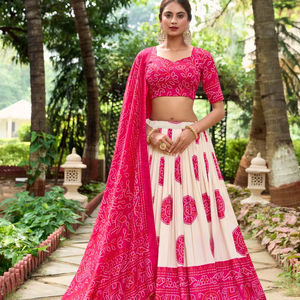 ศิลปะสุดพิเศษในผ้าไหมทัสซาร์พร้อมผ้าพันคอพิมพ์ลาย lehenga choli - Product Image 1