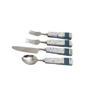 Ensemble de couverts en acier inoxydable plaqué or avec manche en résine de couleur verte moderne pour mariage, lavable au lave-vaisselle, durable, miroir, cinq couverts - Product Image 6