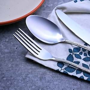 Exquisito Juego de Cuchillos de Acero Inoxidable de 5 Piezas para Bodas, Diseño Clásico de Lujo con Acabado Espejo - Product Image 5