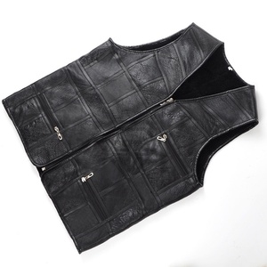 เสื้อกั๊กหนังสำหรับนักขี่จักรยานแขนกุดสำหรับผู้ชายเสื้อหนังสไตล์สตรีททนทานติดป้ายได้ตามต้องการ - Product Image 3