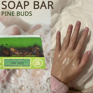 Savon artisanal de luxe à base de bourgeons de pin naturels de qualité supérieure, 80g, soin de la peau, lavage du corps et du visage, étiquette privée OEM ODM - Product Image 2