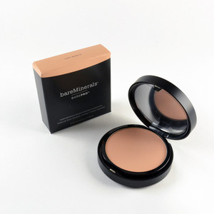 Fond de teint en poudre BareMinerals BarePro Performance Wear COOL BEIGE 10g Modèle 3P120V-208Y6061 à vente rapide - Product Image 1