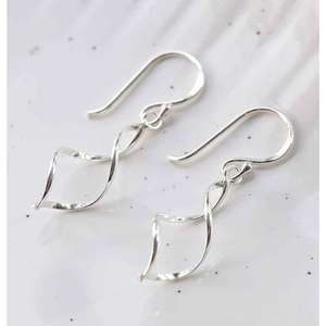 ต่างหูห้อยช่างฝีมือเงินสเตอร์ลิง925สวยทันสมัยเครื่องประดับแฮนด์เมดรูปดาวคริสเตียนสำหรับเด็กผู้หญิงสัญลักษณ์ทางศาสนา - Product Image 2