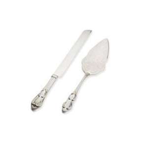 Exquisito Servidor de pastel de metal con acabado Premium de acero inoxidable hecho a mano para presentación de pastel de lujo en lugares de boda - Product Image 4