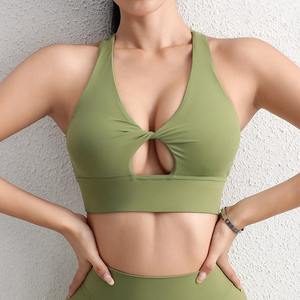 Sujetador deportivo cuello Yoga Crop Top sujetador gimnasio deporte sujetador más sexy almohadilla en el pecho extraíble elástico apretado transpirable Top mujeres 6 colores - Product Image 3