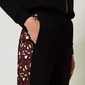 Ensemble en coton 100% personnalisé OEM pour l'hiver, ensemble en coton surdimensionné pour femmes, couleur unie personnalisée, respirant, Haus Industries - Product Image 5