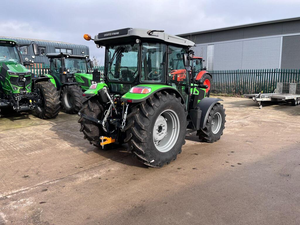 รถแทรกเตอร์ Deutz-Fahr 5070D 75 แรงม้า ขับเคลื่อน 4 ล้อ พร้อมเครื่องยนต์ดีเซล เกียร์ขับเคลื่อน ห้องโดยสารติดแอร์ สำหรับใช้งานในฟาร์ม - Product Image 5