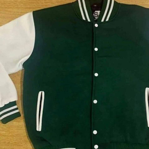 Veste universitaire en polaire personnalisée de haute qualité pour hommes Design le plus populaire fabriqué au Pakistan par BWI - Product Image 4