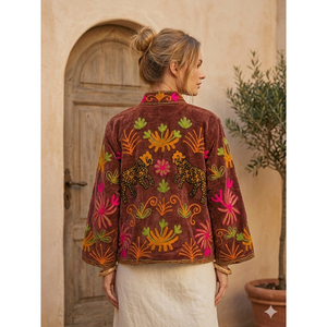 Veste Ziana en velours brun chocolat riche, style bohème, brodée à la main, style universitaire, manches courtes, coton, automne/hiver - Product Image 2