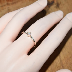 โอปอลของเอธิโอเปียน925แหวนพลอยธรรมชาติเงินสเตอร์ลิงทำด้วยมือโอปอลเครื่องประดับที่สง่างาม - Product Image 1