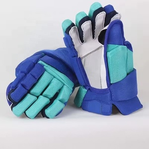 ถุงมือฮอกกี้น้ำแข็งแบบกำหนดเองจากโรงงาน ขายส่ง พร้อมโลโก้ส่วนตัว ป้องกันได้ดี คุณภาพสูง ทนทาน - Product Image 1