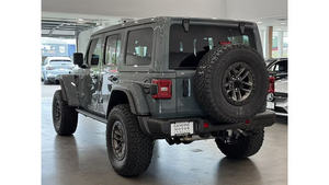 Voiture d'Occasion Certifiée Jeep Wrangler Unlimited Rubicon 392 Final Edition 2025 4WD Conduite à Gauche/Droite - Product Image 4