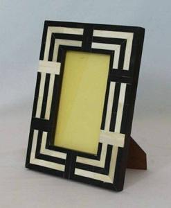 High Quality Handmade <b>Resin</b> Round Photo Frame Hand Modeled with Model Pattern Wedding <b>Gift</b> Decor for Table/Desk - Product Image 4