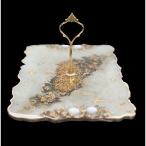 Plateau de service en résine fabriqué à la main de qualité supérieure, pièce unique pour servir des bouteilles de vin et des aliments plats - Product Image 6