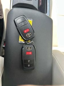 2023 To-yo-ta Prius XLE Sedan Automatic Leather Seats <b>Panoramic</b> Sunroof - Product Image 4