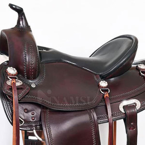 Selles de cheval de service OEM Selles de cheval légères fabriquées au Pakistan Selles de cheval teintes unies - Product Image 4