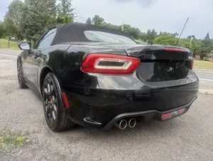 FIAT 124 Spider 2020 en perfecto estado - Product Image 2