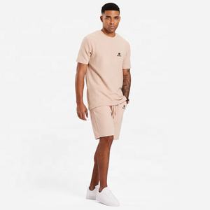 Survêtement d'été décontracté pour hommes, combinaison deux pièces à panneaux, t-shirt à manches courtes et short - Product Image 1