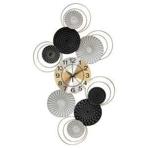 Fleur De Luxe Simple Lumière Moderne Horloge Murale Nouveau Design Creative Restaurant Horloges Murales Grande Maison Décorative - Product Image 3