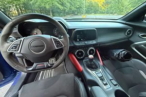 Chevrolet Camaro 1SS Coupé 2020 Usado en Excelentes Condiciones, 21 mil Millas, Transmisión Manual de 6 Velocidades, Motor V8 LT1 de 6.2 Litros, Paquete de Rendimiento SS 1LE Track - Product Image 4