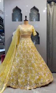 Lehenga choli ปักแบบดั้งเดิมที่สง่างามพร้อม dupatta พร้อมส่งออกแบบชุดเจ้าสาว lehenga choli ชุดสำหรับผู้หญิง - Product Image 2