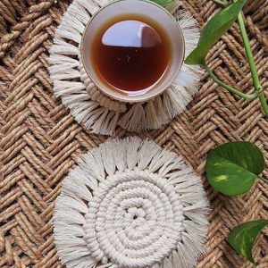 Boho Decor macramé sous-verres fait à la main coton corde tissé absorbant porte-boissons pour les occasions du nouvel an et la décoration de la maison - Product Image 1