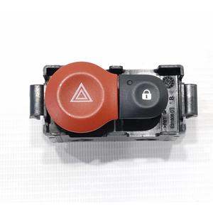 Botón de luces de emergencia RENAULT Twingo III serie H4D 400 (14>) - Product Image 1