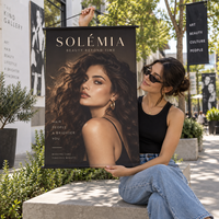 Bannière suspendue de luxe avec image de personne réelle en polyester, impression personnalisée pour la publicité dans les centres commerciaux