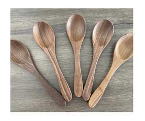 Cuillère en bois avec logo personnalisé pour événements, fêtes, mariages et repas quotidiens - Product Image 1